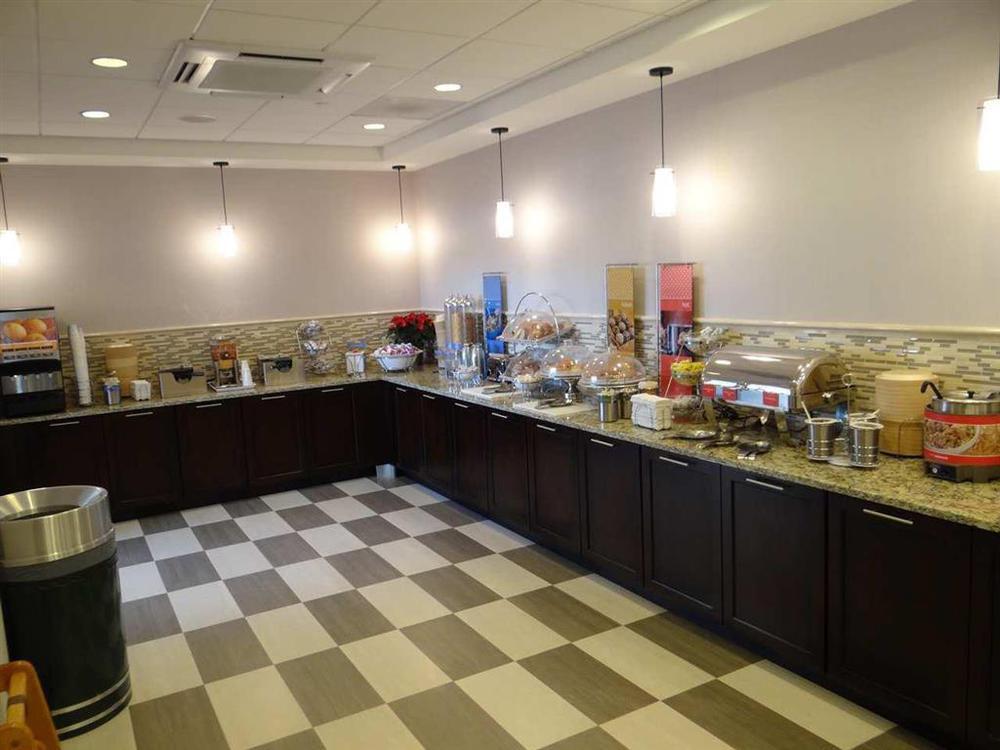 Hampton Inn Carlstadt At The Meadowlands Restaurace fotografie